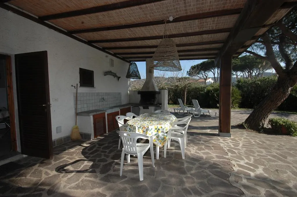 Delfino Holiday Home Marina di Campo Italy